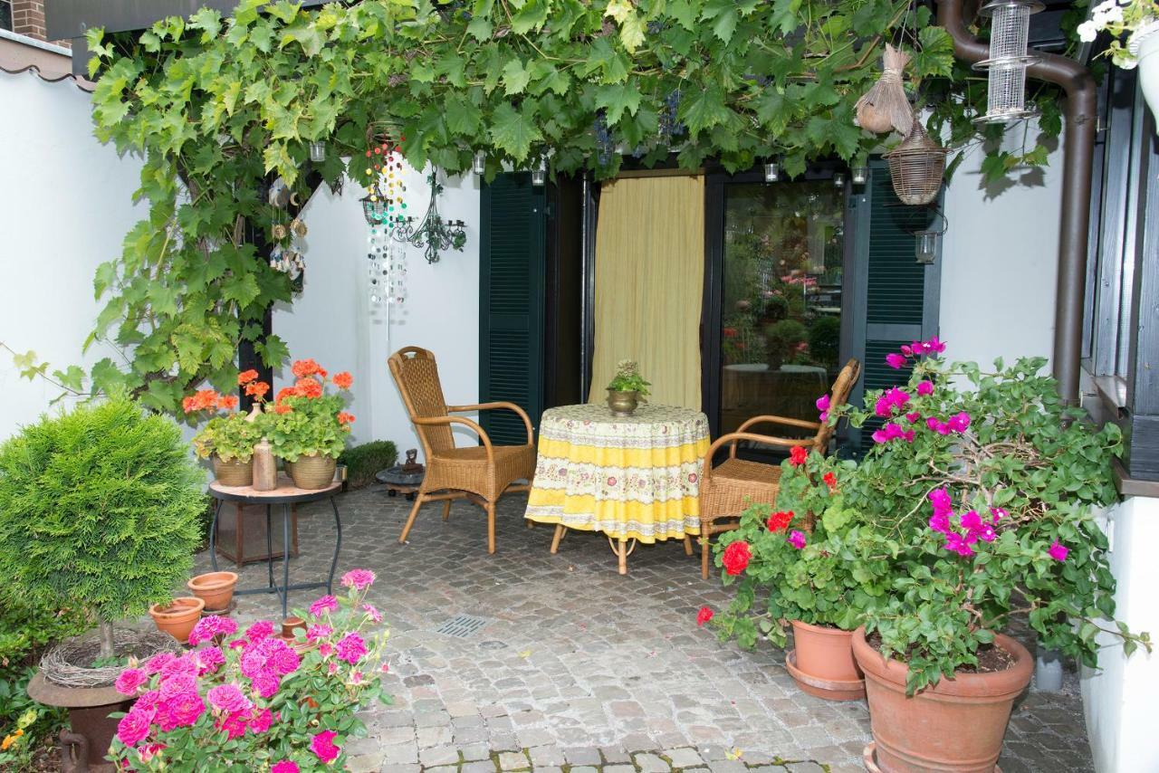 Pension Loew Solingen Bagian luar foto