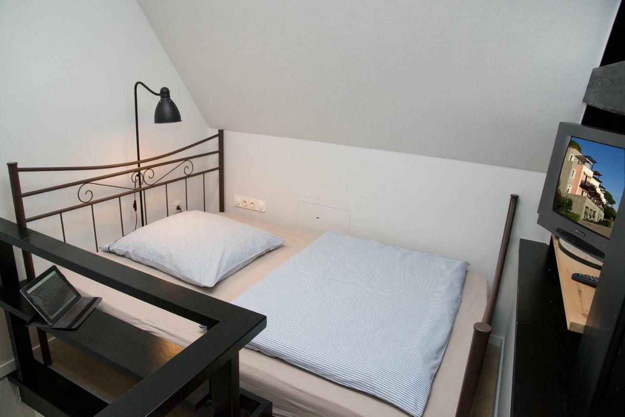 Pension Loew Solingen Bagian luar foto