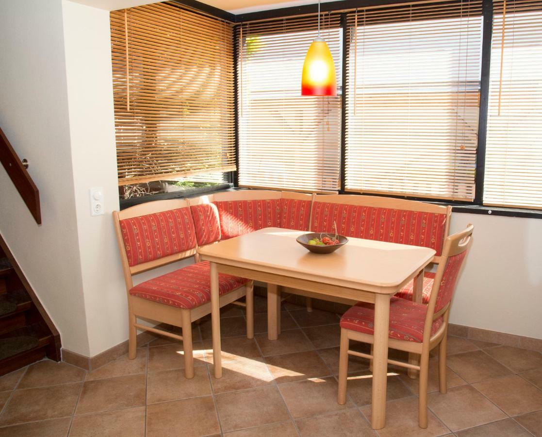 Pension Loew Solingen Bagian luar foto