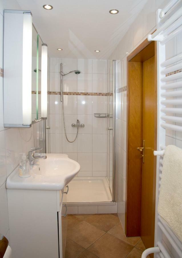 Pension Loew Solingen Bagian luar foto