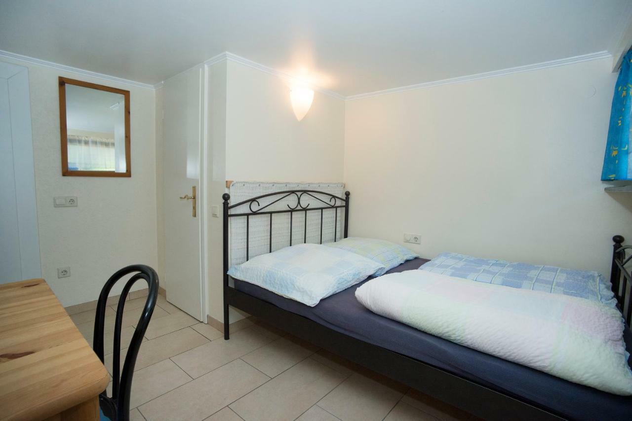 Pension Loew Solingen Bagian luar foto