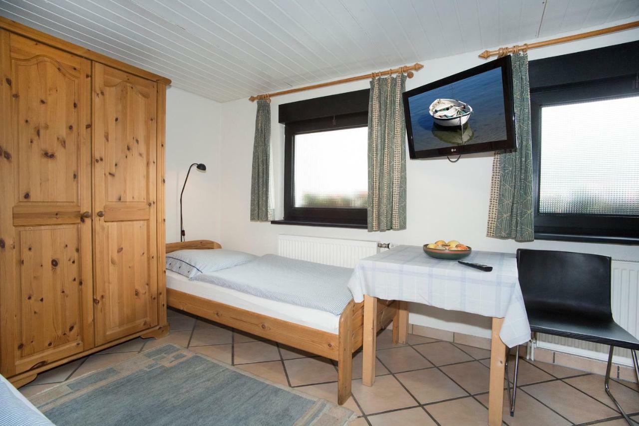 Pension Loew Solingen Bagian luar foto